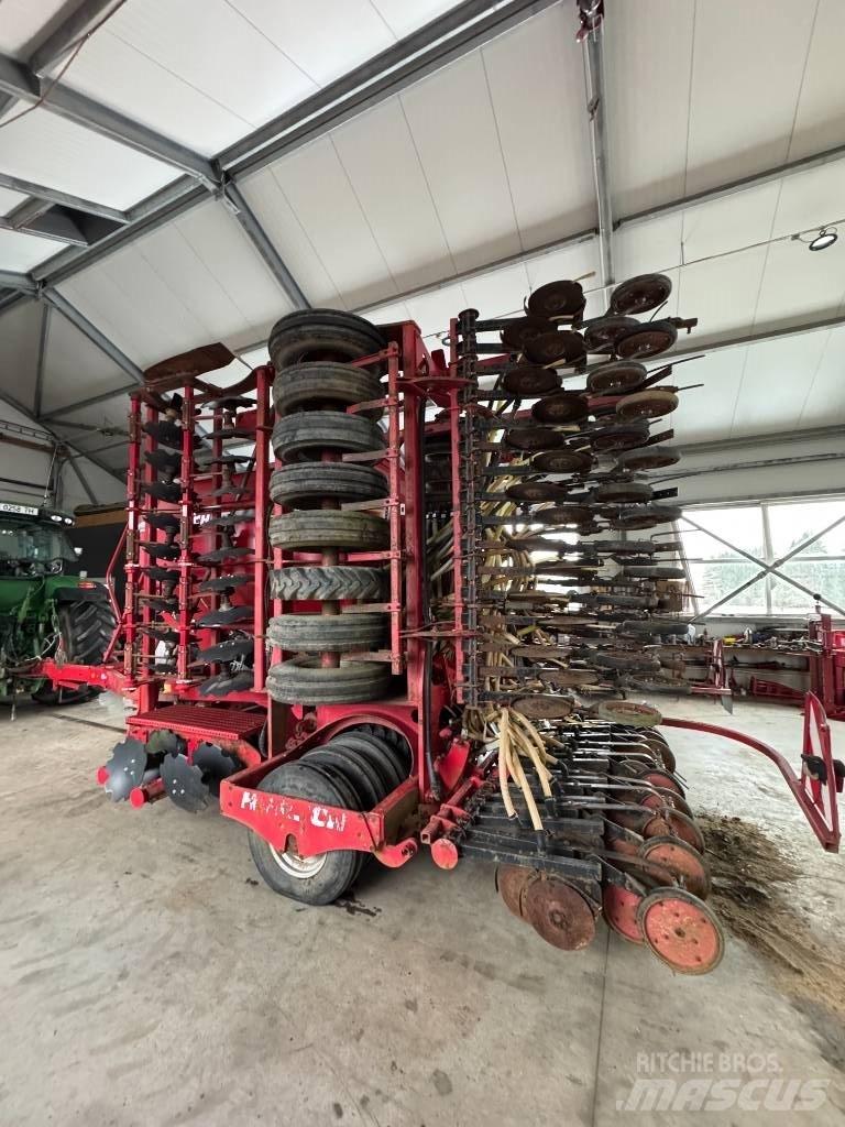 Horsch Pronto 8 DC Mechanické sejačky