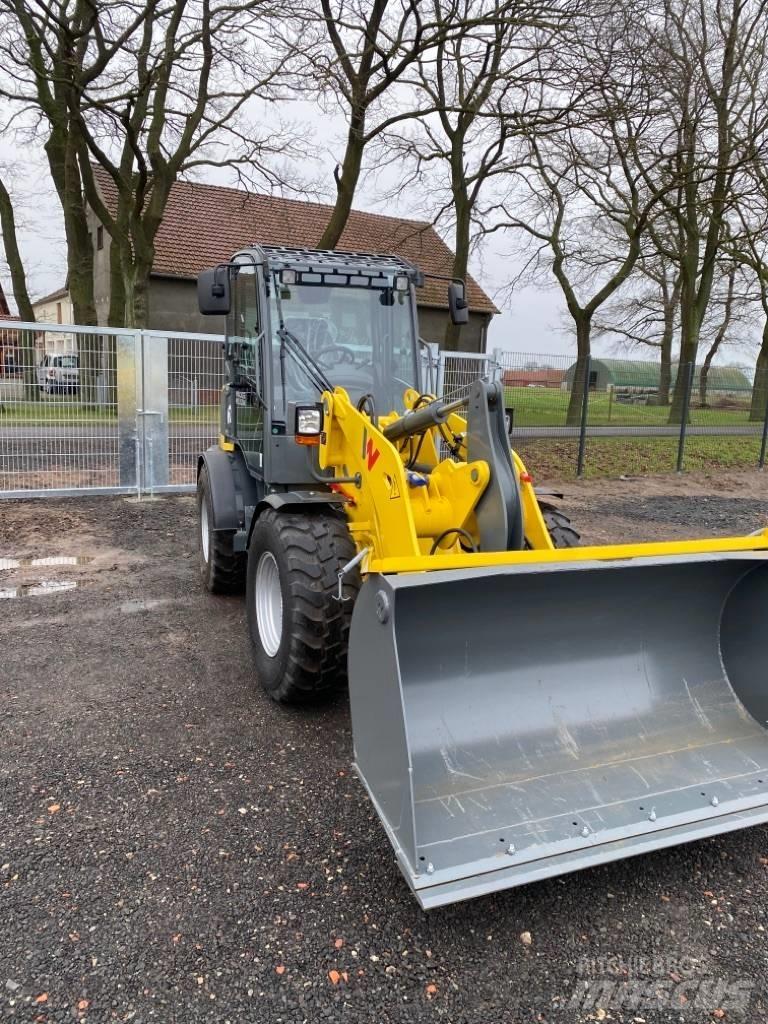 Wacker Neuson WL 52 Kolesové nakladače