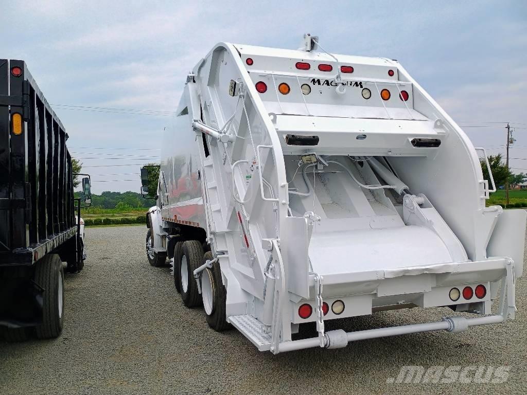 Freightliner M2 Smetiarske vozidlá