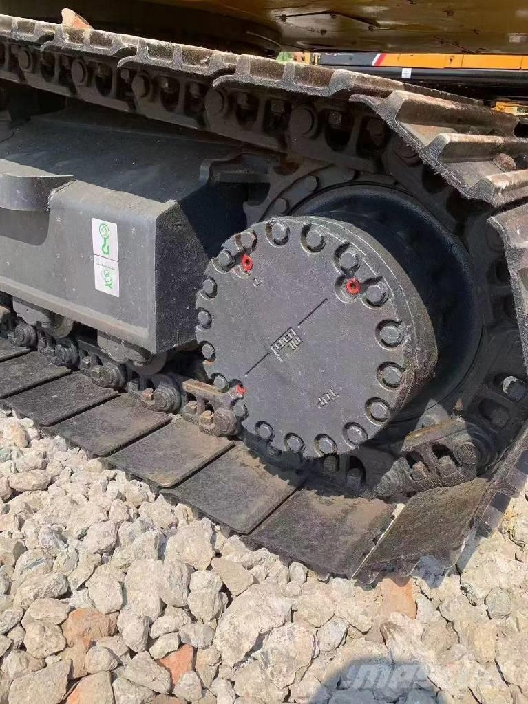 Komatsu PC 210 LC Pásové rýpadlá