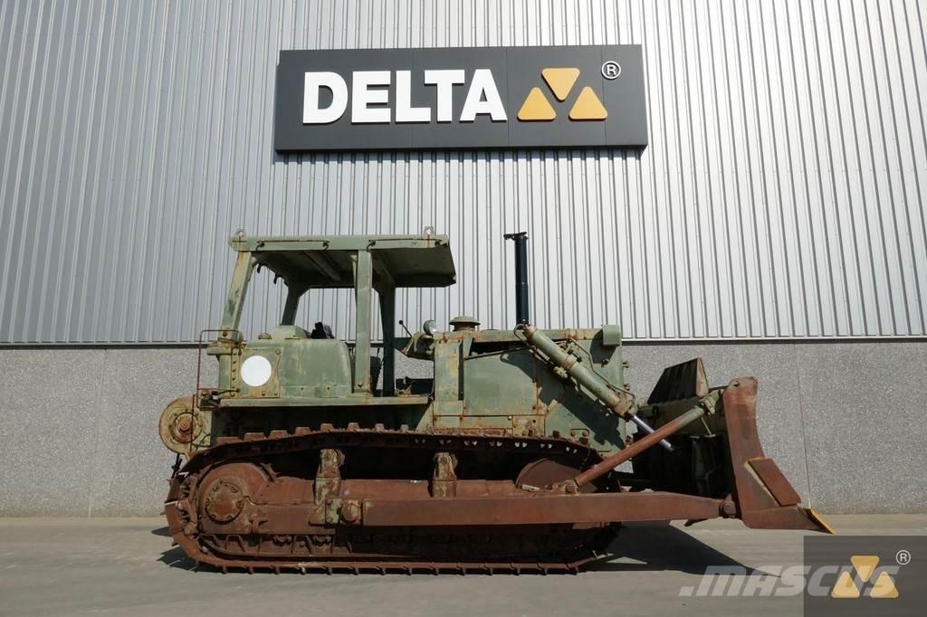 CAT D7F Ex-army Pásové dozéry