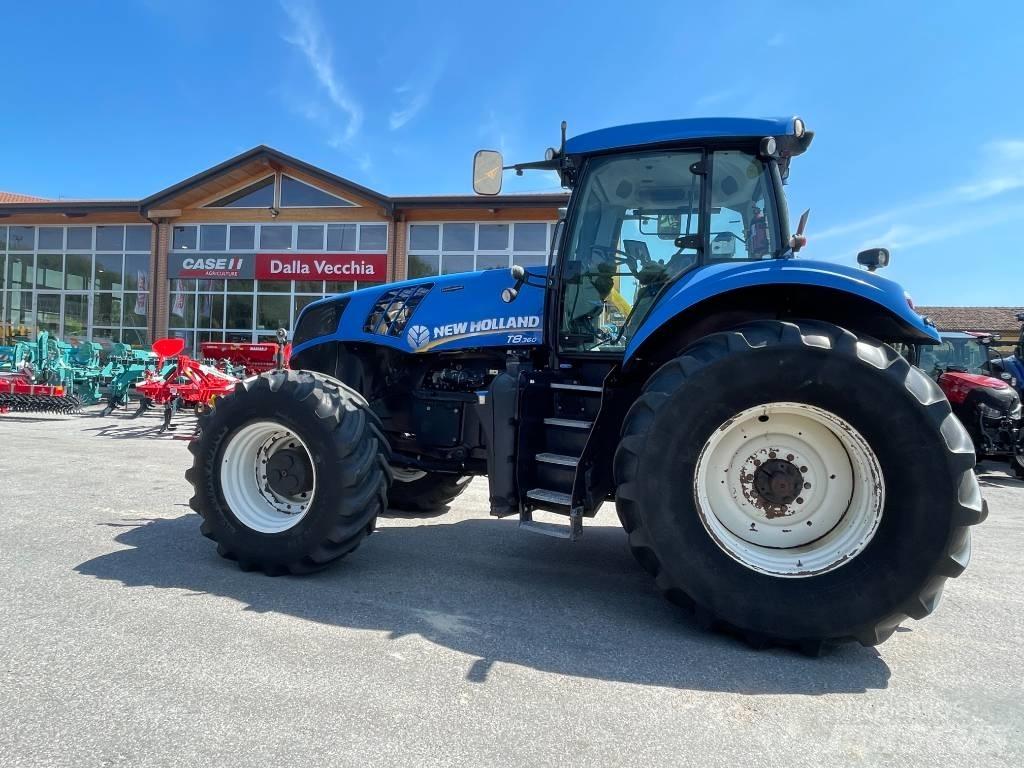 New Holland T 8.360 Traktory