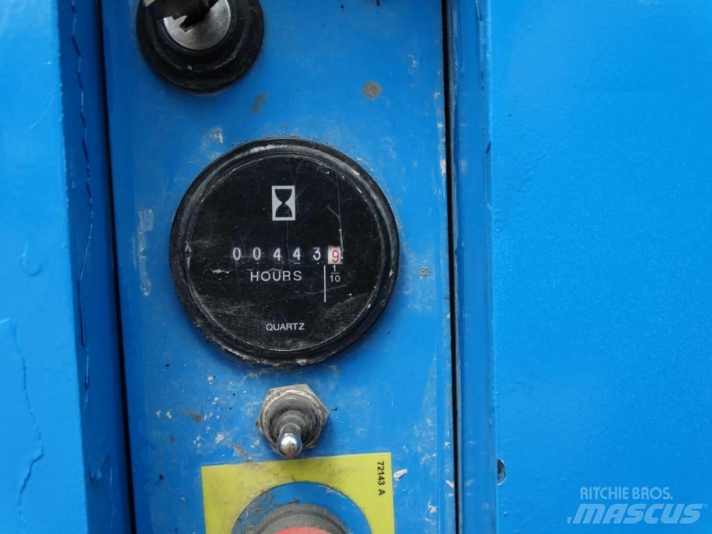 Genie GS 3246 Nožnicové zdvíhacie plošiny