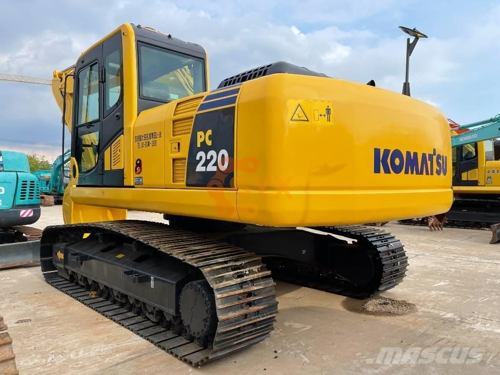 Komatsu PC 220-8 Pásové rýpadlá