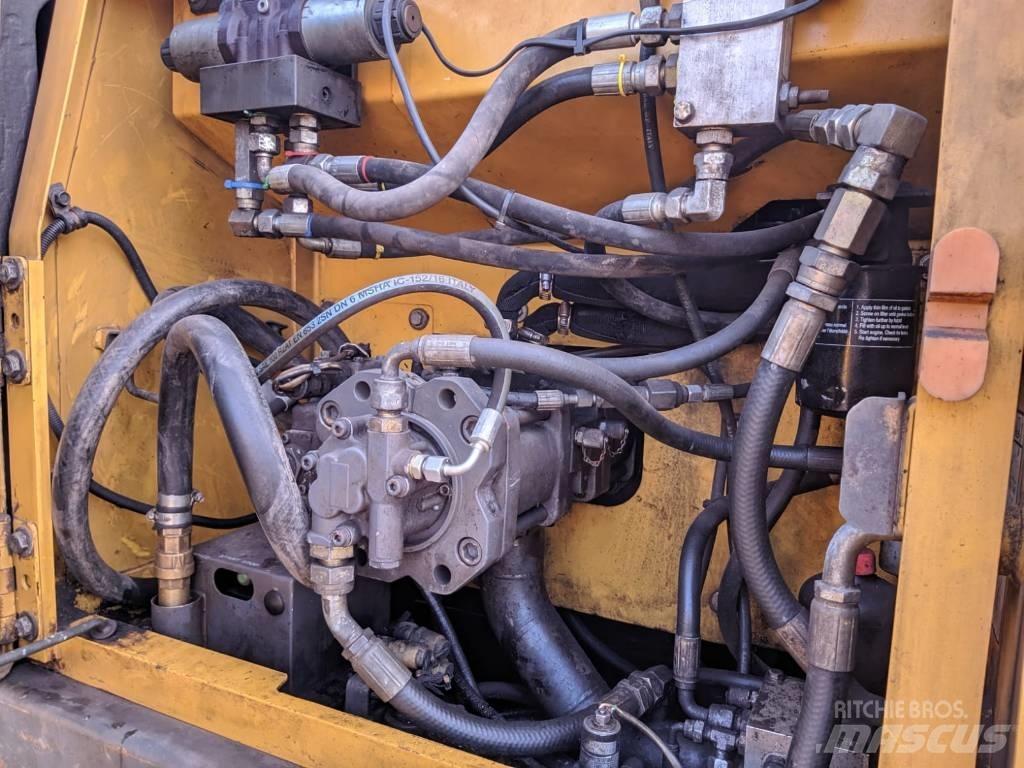 Volvo EC 160 B LC Pásové rýpadlá