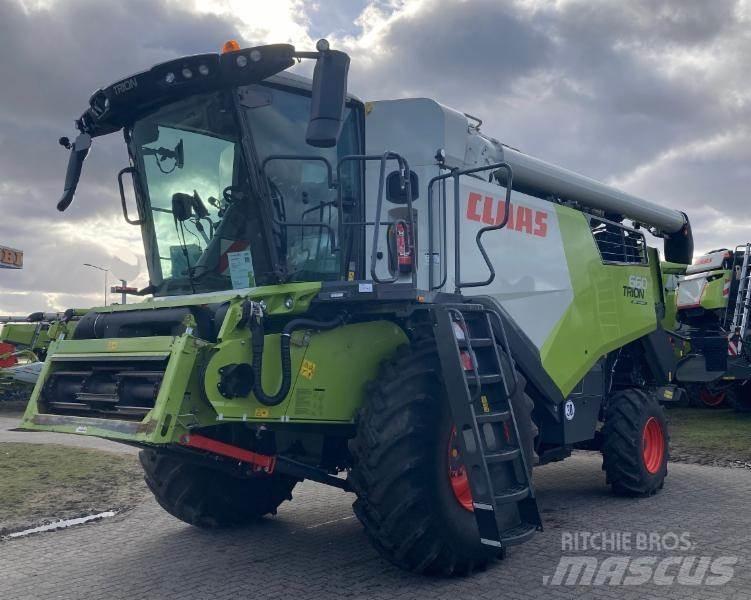 CLAAS TRION 660 Kombinované zberacie stroje