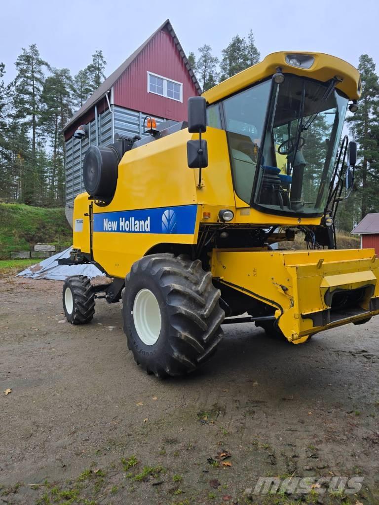 New Holland TC 5050 Kombinované zberacie stroje