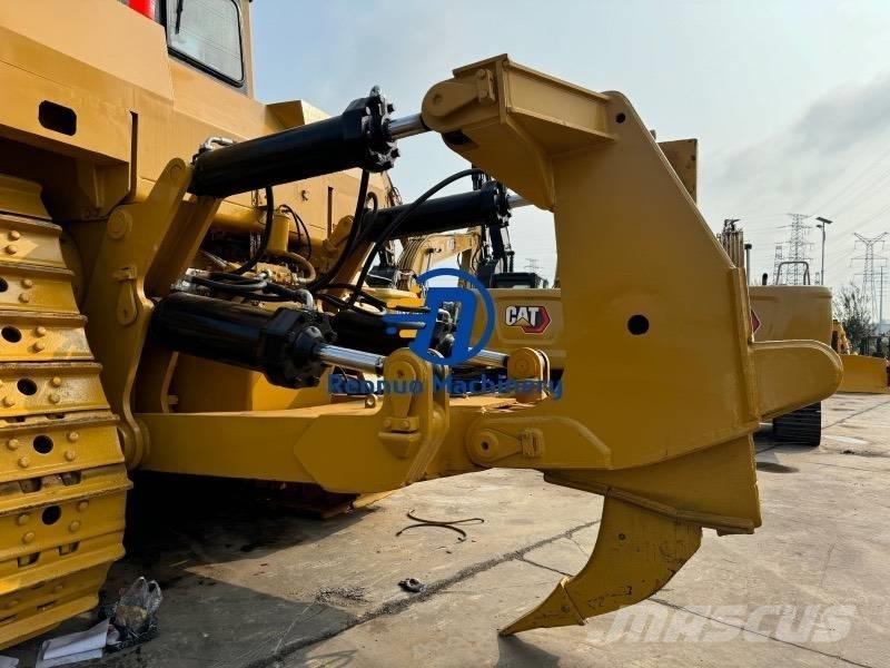 CAT D 10 R Pásové dozéry