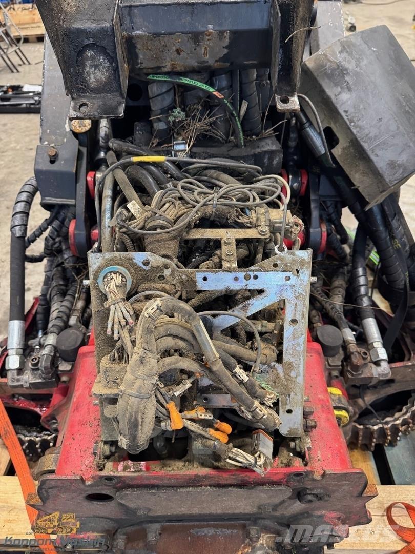 Waratah H413 Žatevné hlavy