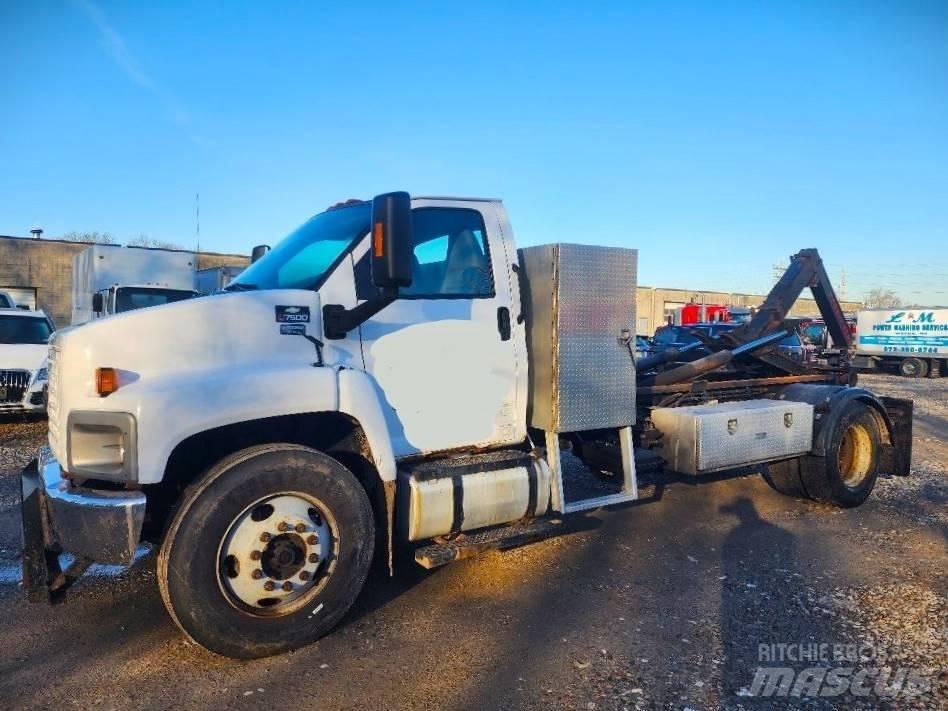 GMC 7500 Hákový nosič kontajnerov