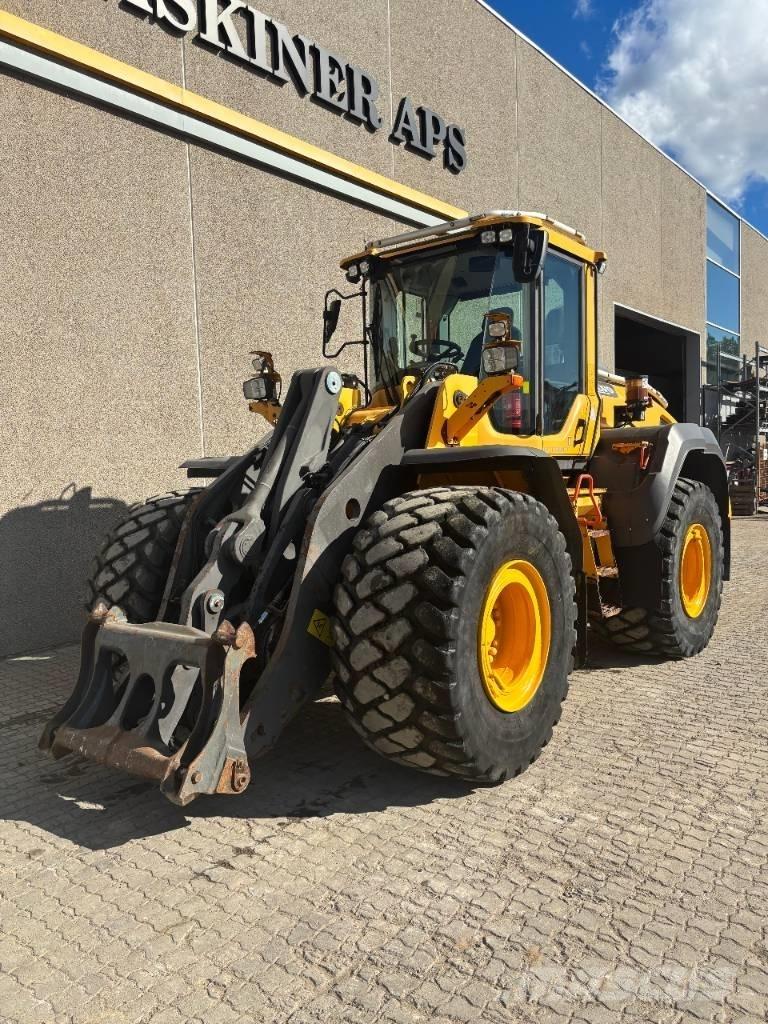 Volvo L 120 H Kolesové nakladače