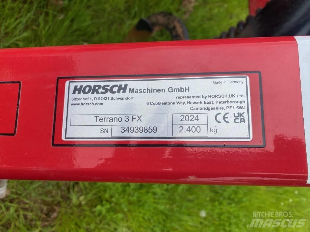 Horsch Terrano 3 FX Kultivátory