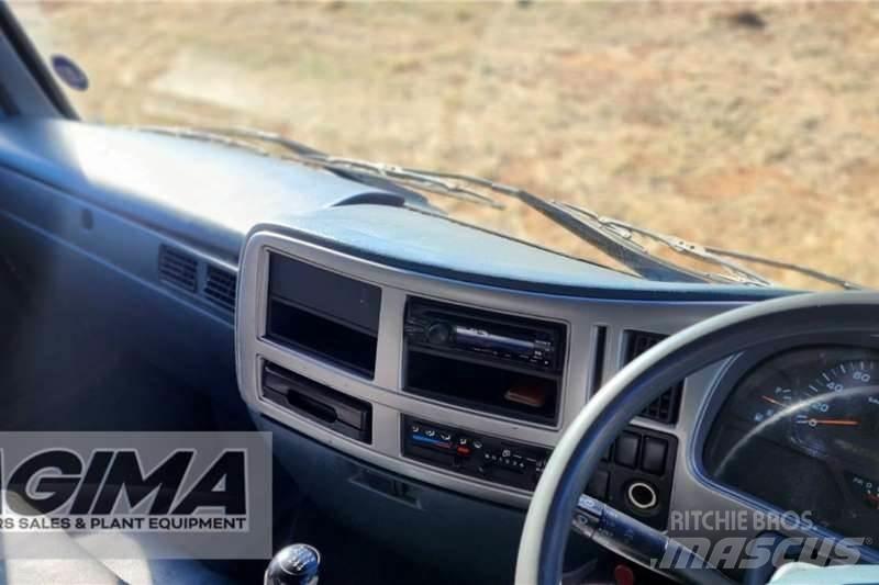 Nissan UD80 Ďalšie nákladné vozidlá