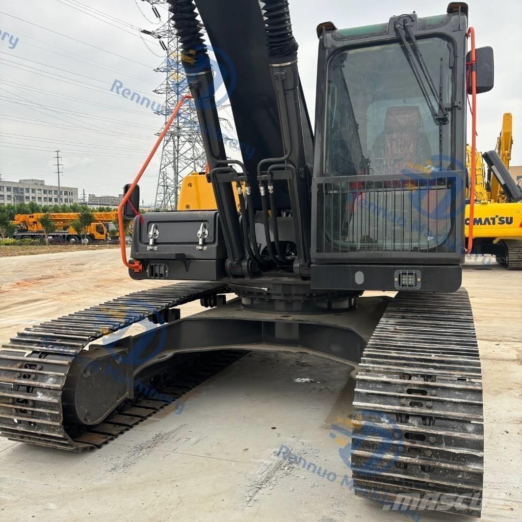 Volvo EC210 Pásové rýpadlá