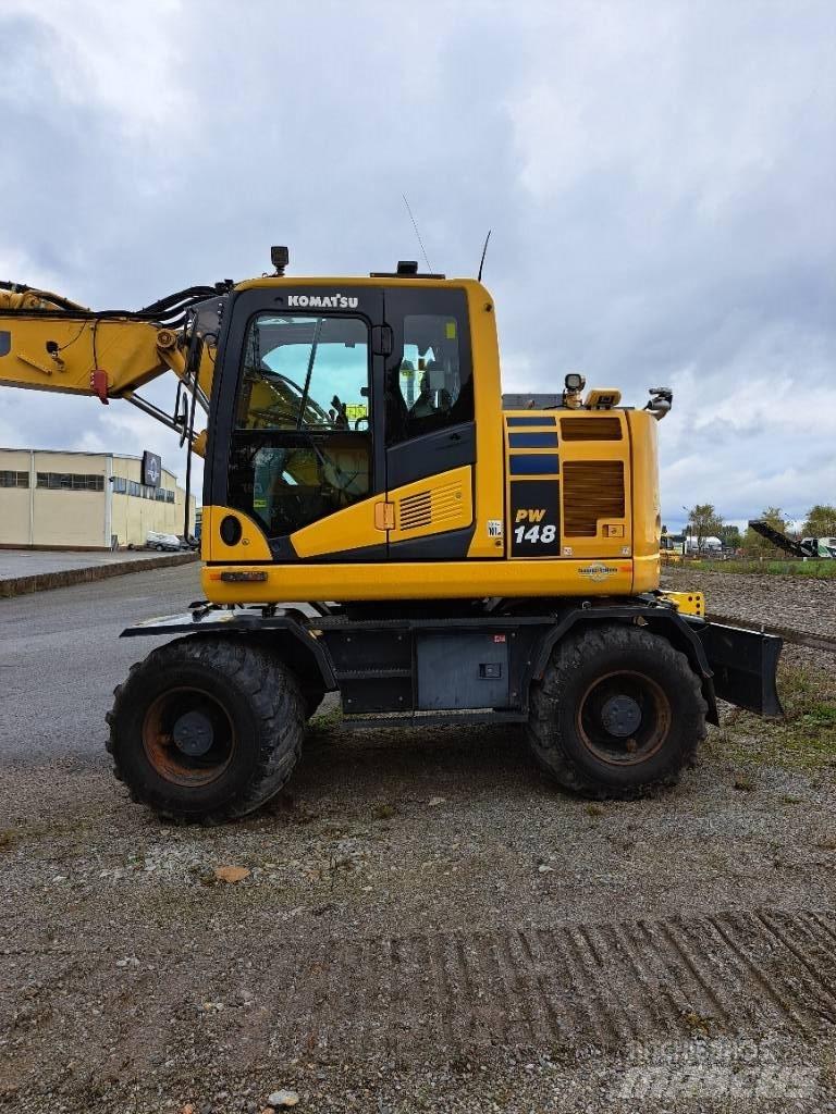 Komatsu PW148-11 Kolesové rýpadlá