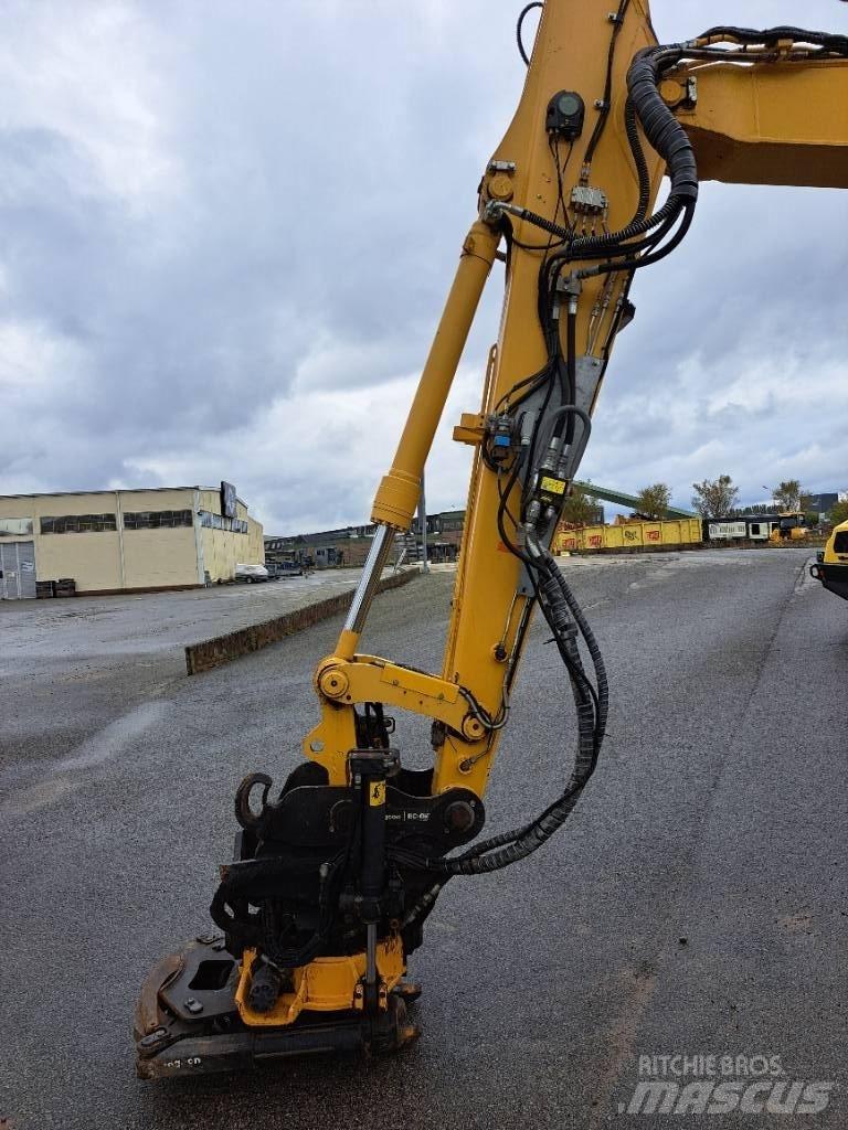Komatsu PW148-11 Kolesové rýpadlá