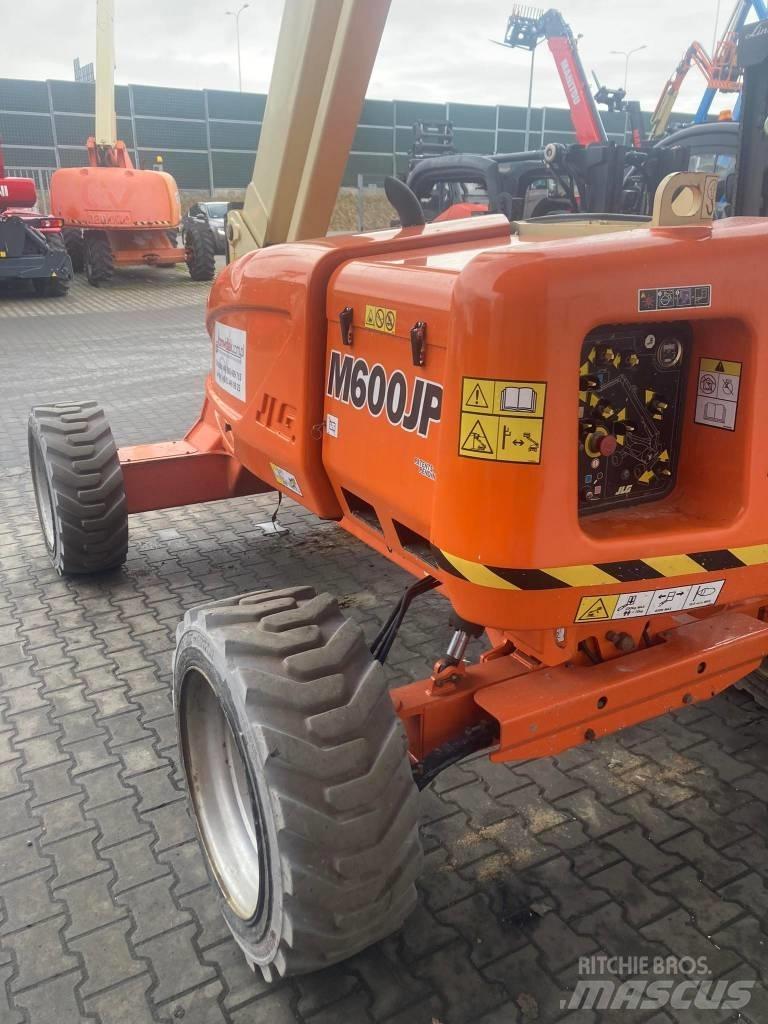 JLG M 600 JP Kĺbové plošiny