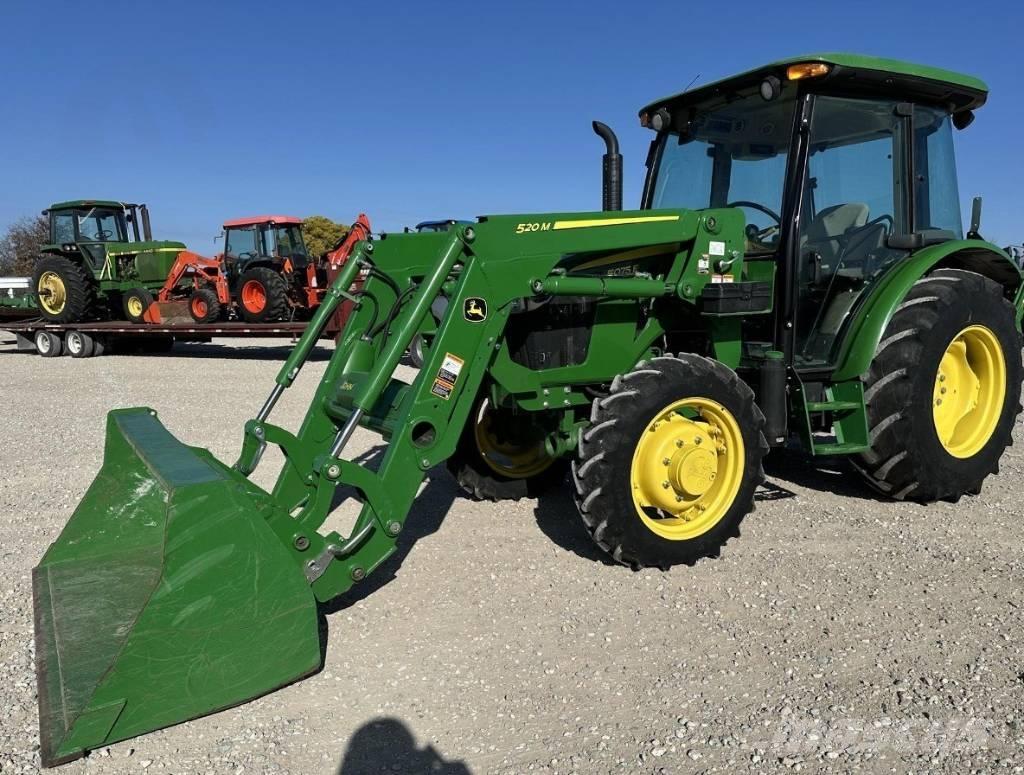John Deere 5075 E Traktory