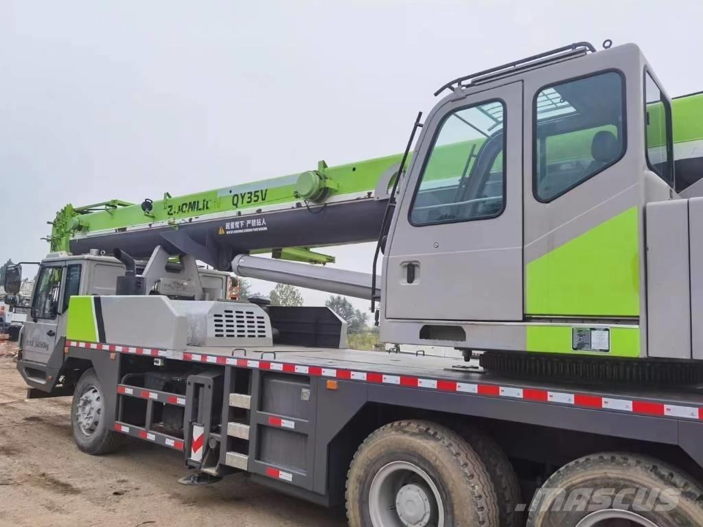 Zoomlion ZTC350 Univerzálne terénne žeriavy