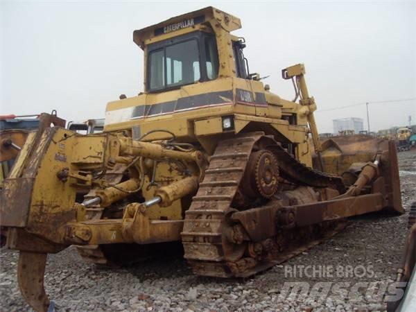 CAT D 9 R Pásové dozéry