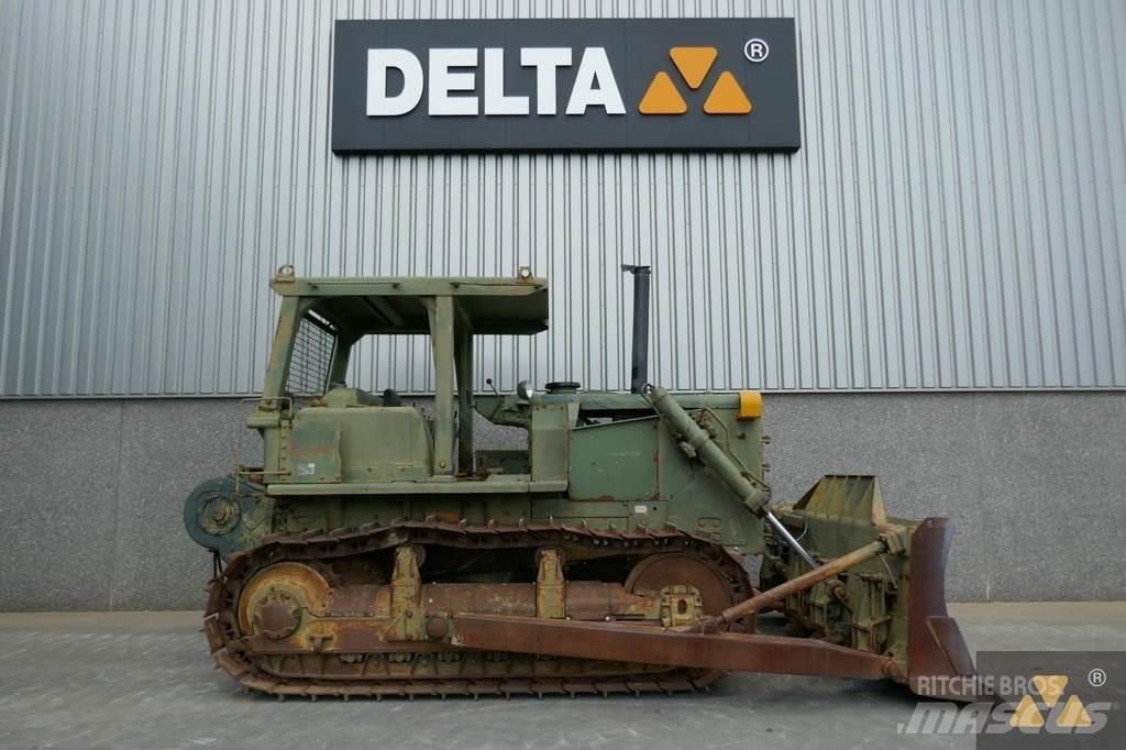 CAT D7F Ex-army Pásové dozéry