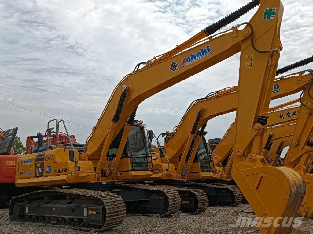 Komatsu PC 210-8 Pásové rýpadlá