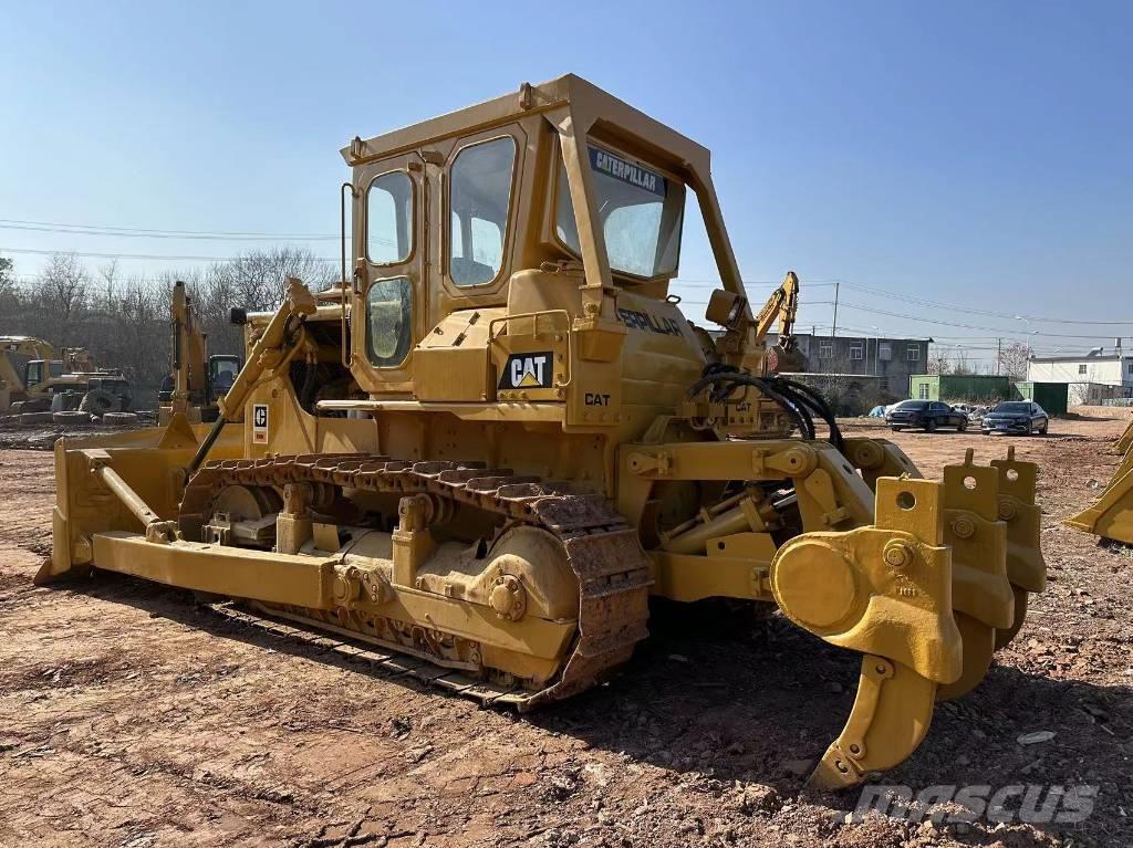 CAT D 8 K Pásové dozéry