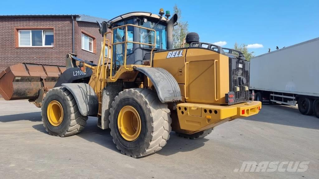 Bell L 2106 E Kolesové nakladače