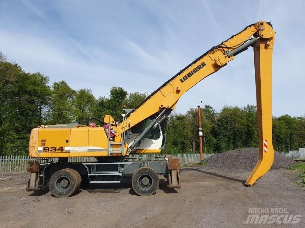 Liebherr A 934 C Stroje pre manipuláciu s odpadom