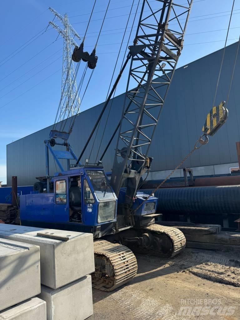 Hitachi KH 100 Pásové žeriavy