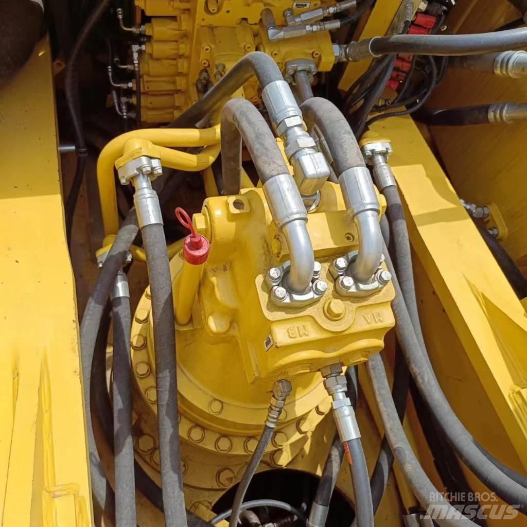 Komatsu PC 400 Pásové rýpadlá