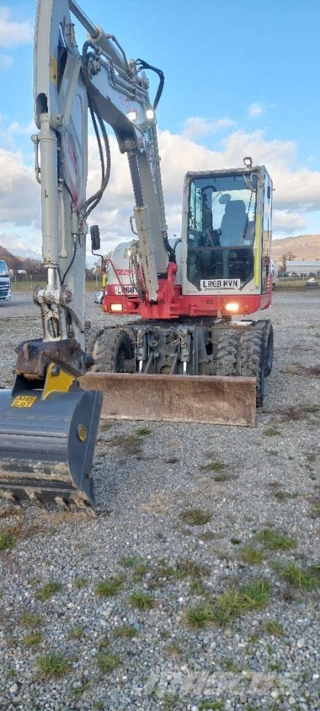 Takeuchi TB 295 W Kolesové rýpadlá
