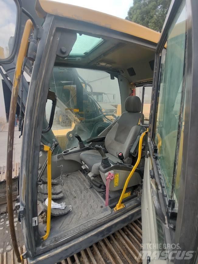 Volvo EC300DL Pásové rýpadlá