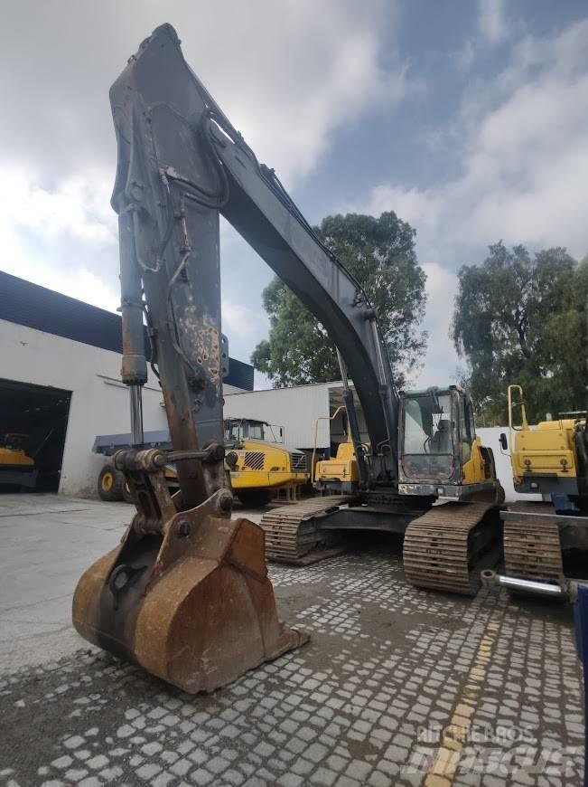 Volvo EC300DL Pásové rýpadlá