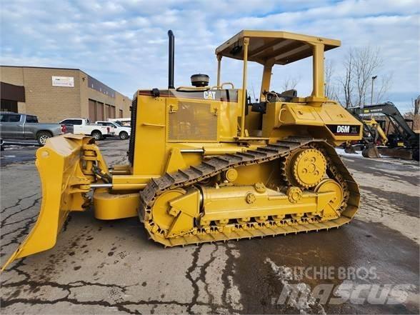 CAT D6M XL Pásové dozéry