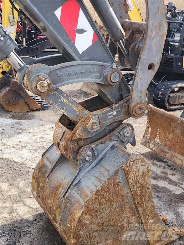 Volvo ECR88D Pásové rýpadlá