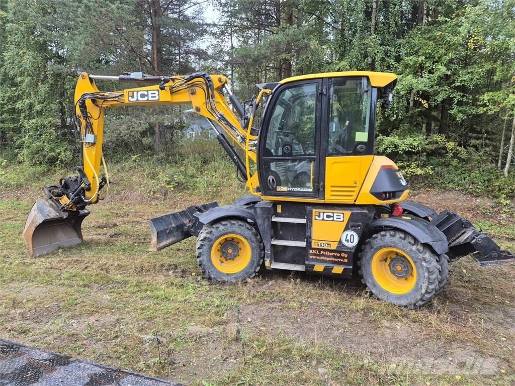 JCB 110W Hydradig Kolesové rýpadlá