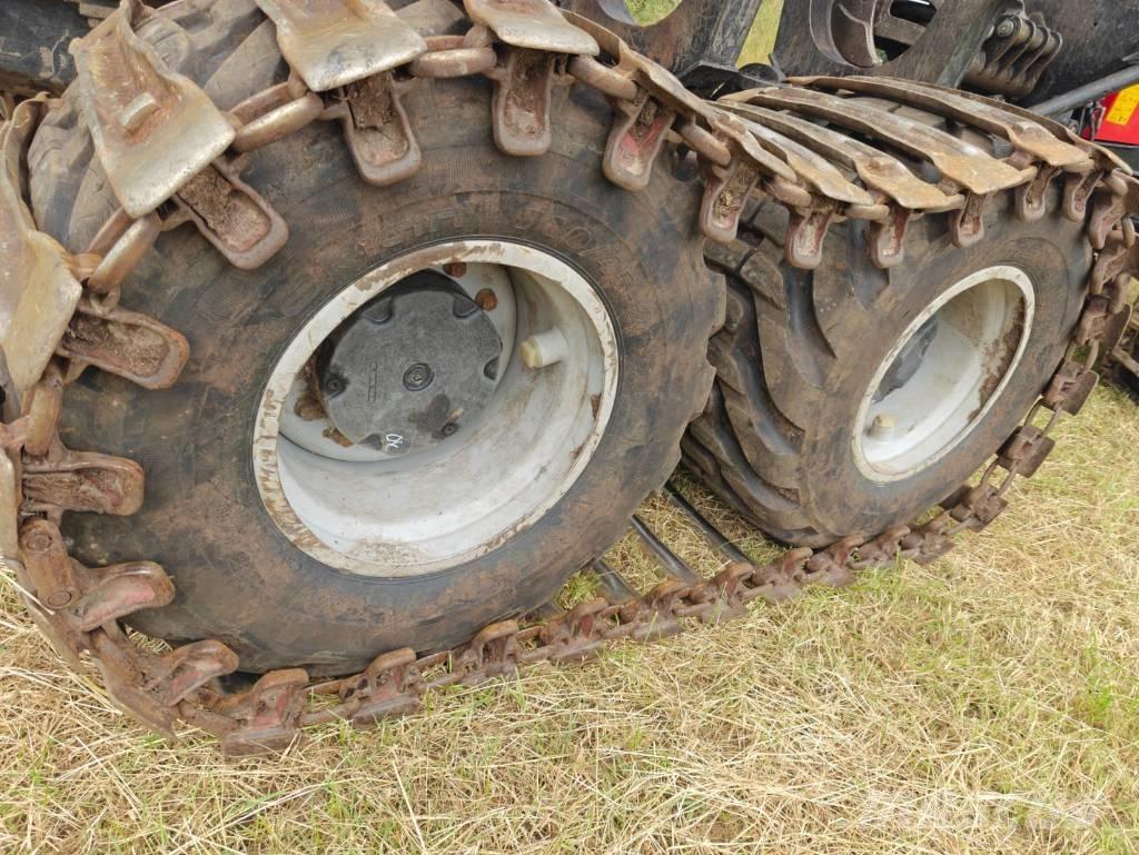 Komatsu 855 Lesné traktory