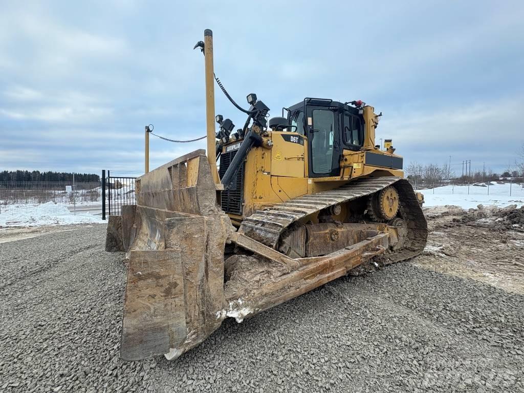CAT D 6 T LGP Pásové dozéry