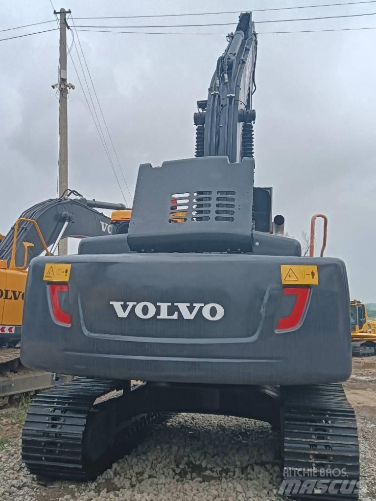 Volvo EC 240 Pásové rýpadlá