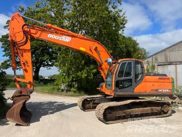Doosan DX 225 LC Pásové rýpadlá