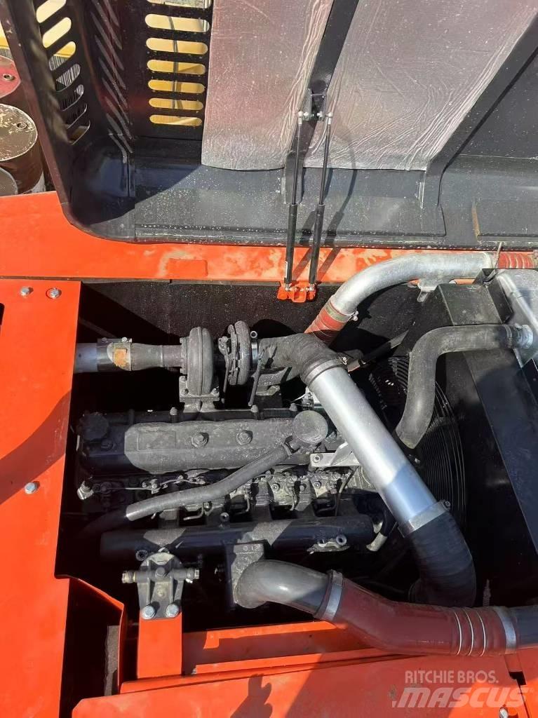 Doosan DX225LC-9C Pásové rýpadlá