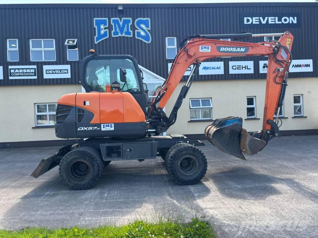 Doosan DX 57 W-5 Kolesové rýpadlá