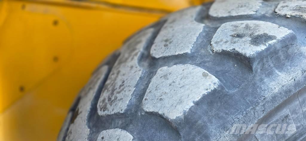 Volvo L 220 G Kolesové nakladače