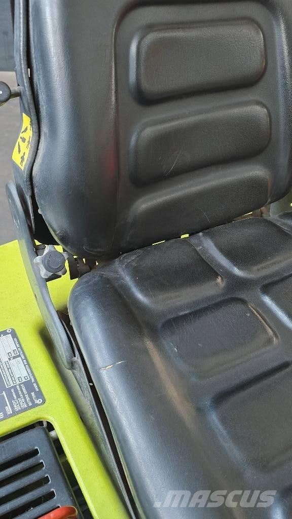 Clark TM 12 SN Akumulátorové vozíky