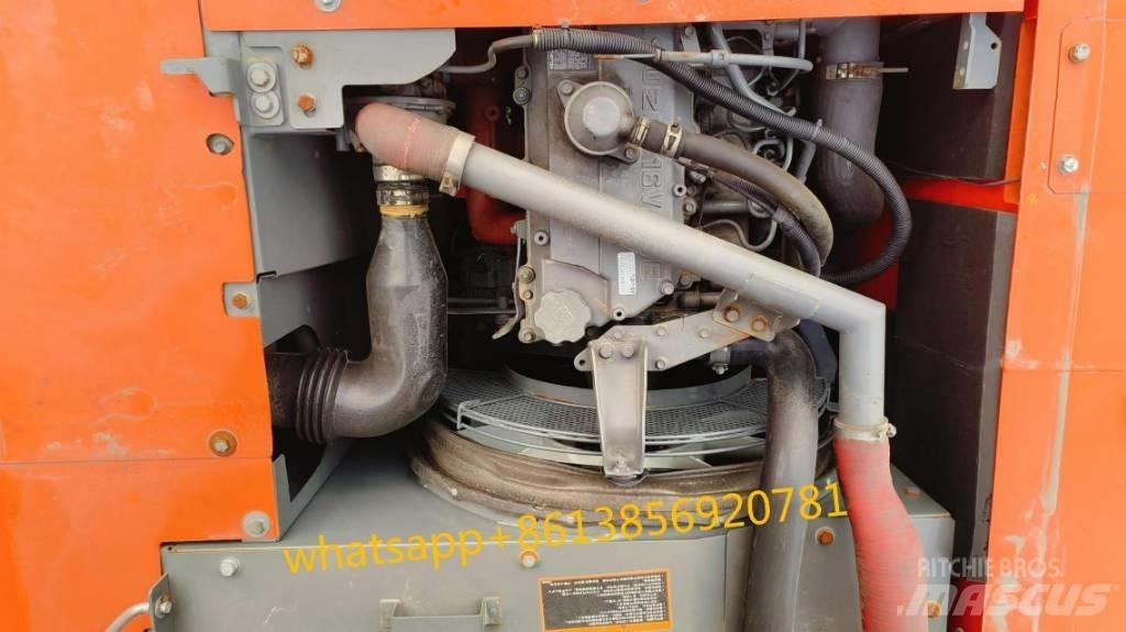 Hitachi ZX 200 Pásové rýpadlá