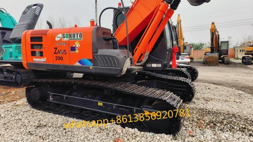 Hitachi ZX 200 Pásové rýpadlá