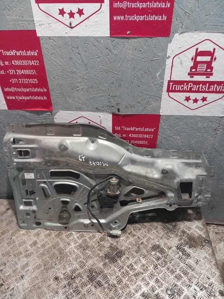 MAN TGA  81626456035 Kabíny a interiér