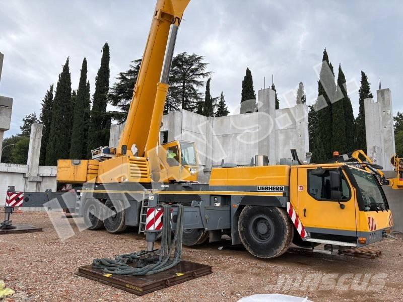 Liebherr LTM1200-5.1 Univerzálne terénne žeriavy