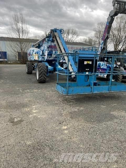 Genie ZX 135/70 Kĺbové plošiny